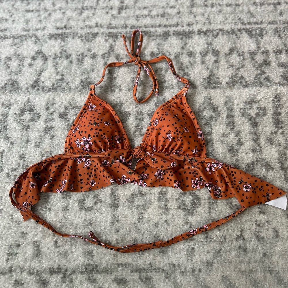 Bikini top, never worn.